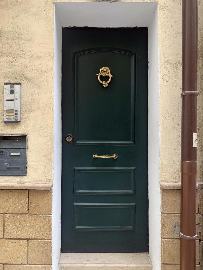 Casa Velasquez Apartment Палермо Екстериор снимка